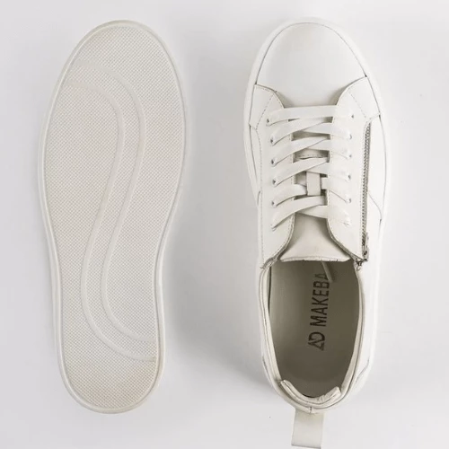 CVR06 (2) Baskets légères en cuir Cassio Makeba