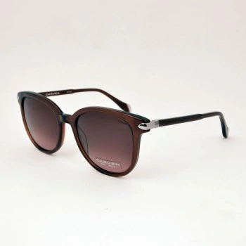 Lunette solaire marron pour femme Carven